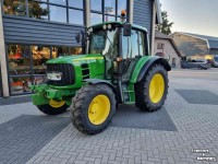 Tracteurs John Deere 6230