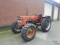 Tracteurs Case-IH 733 4wd