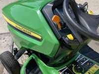 Faucheuse automotrice John Deere X 350 R Zitmaaier