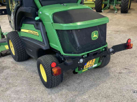 Faucheuse automotrice John Deere 1585 Professionele Zitmaaier