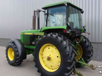 Tracteurs John Deere 4055 4WD Tractor