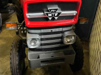 Tracteur pour vignes et vergers Massey Ferguson 158 V