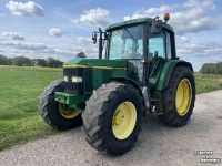 Tracteurs John Deere 6210