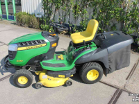 Faucheuse automotrice John Deere X155R zitmaaier maaitrekker gazonmaaier hydrostaat grasmaaier