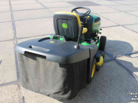 Faucheuse automotrice John Deere X155R zitmaaier maaitrekker gazonmaaier hydrostaat grasmaaier