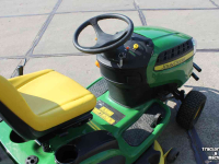 Faucheuse automotrice John Deere X155R zitmaaier maaitrekker gazonmaaier hydrostaat grasmaaier